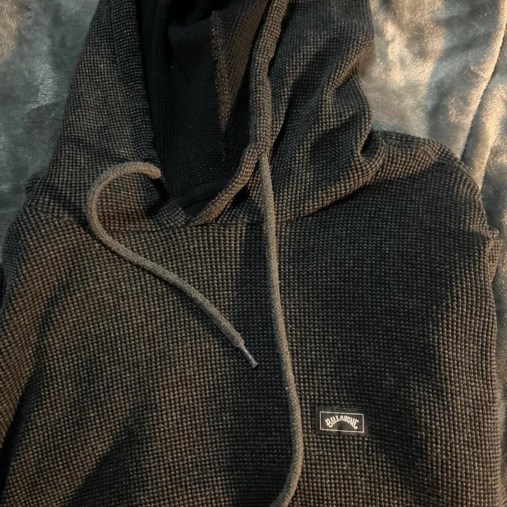 Black BillaBong Hooded Long Sleeve